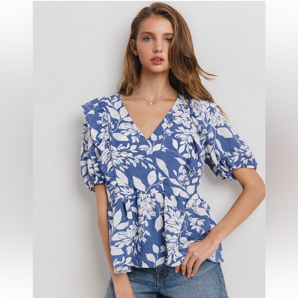 15 Floral Print Shirring V-neck Blouse - Picture 2 of 4